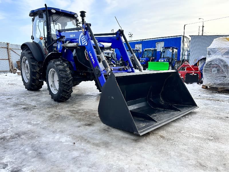 Трактор Lovol TH-804 (Generation III) с фронтальным погрузчиком TURS-1000